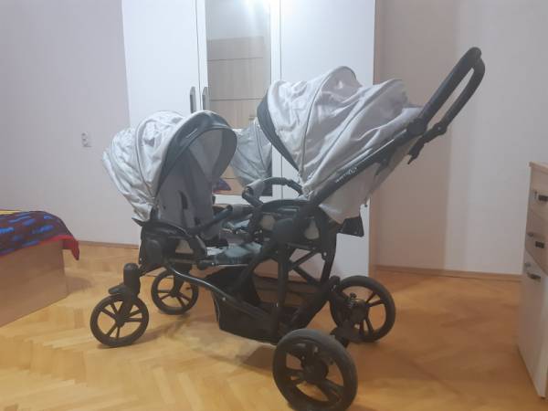 Количка за близнаци  Bebetto 42 малку користена во одлична состојба