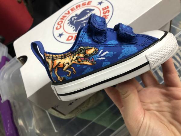 НОВИ необлечени Converse ALL STAR Dinoverse патики